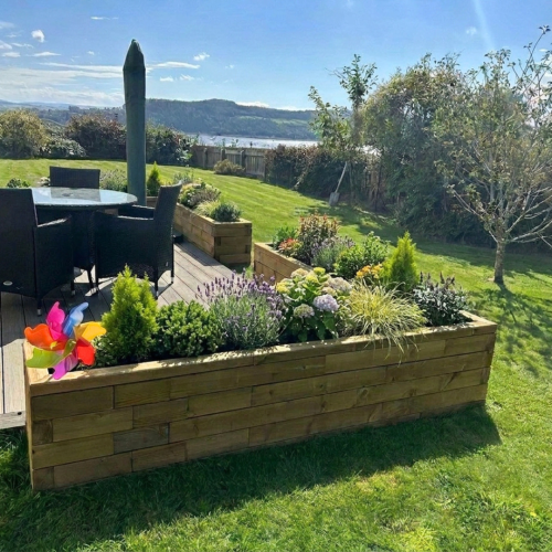 Jardineras en forma de «L» de Abi