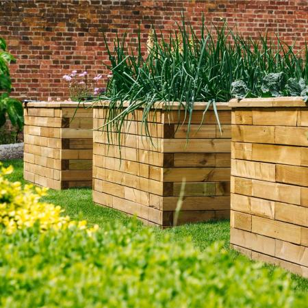 Qué altura elegir para tus jardineras de madera