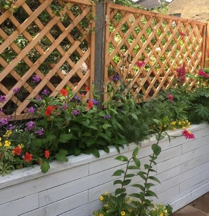 Tall raised beds - ideas for small gardens Tall raised beds - ideas for small gardens
