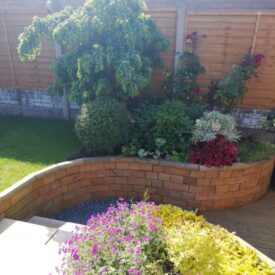 Curved garden border ideas Curved garden border ideas
